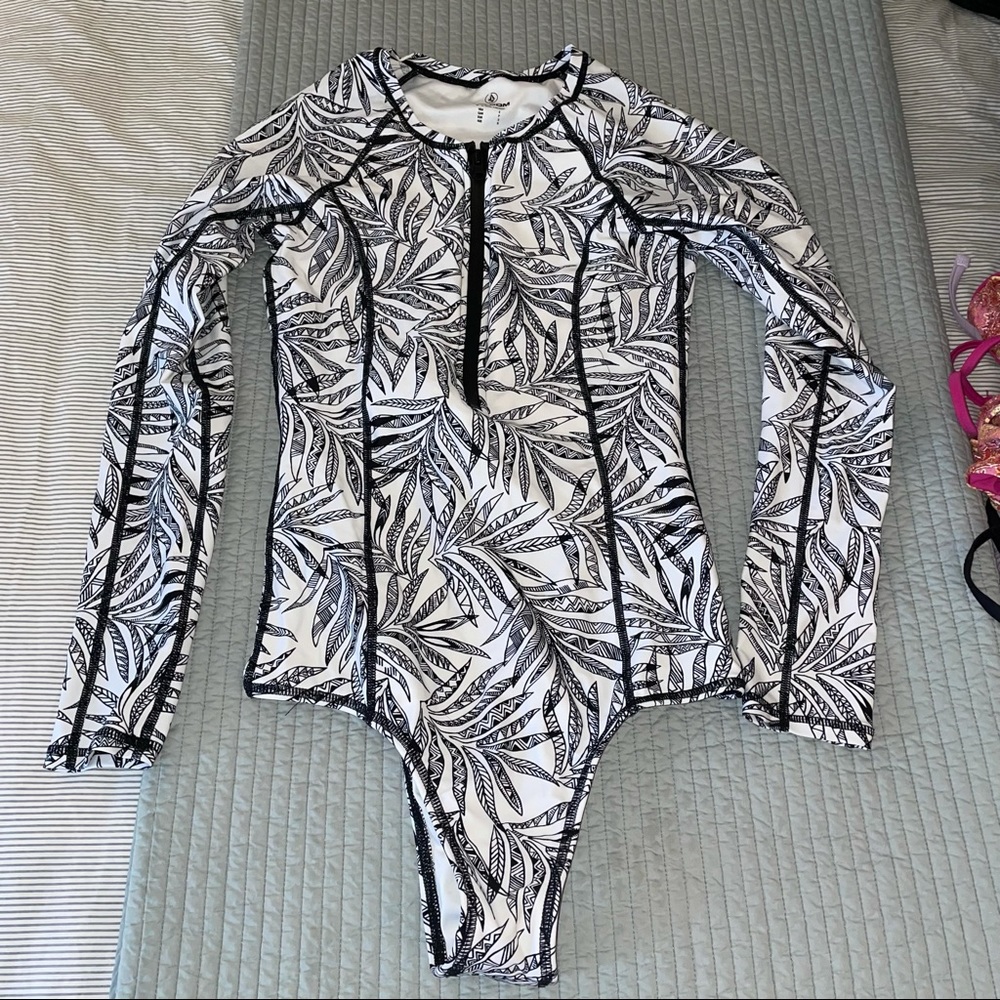 Volcom one piece swimsuit